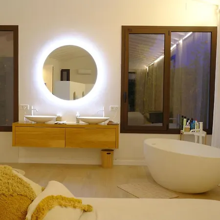 Sa Llum Villa Vall-Llobrega